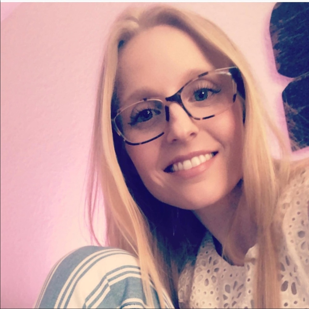 Meet your Posher, Taylor